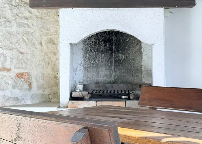 Casa Pietra 27 , Authentic Istrian Stone House