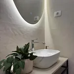 Casa Pietra 27 , Authentic Istrian Stone House Сasa de vacaciones Peruški